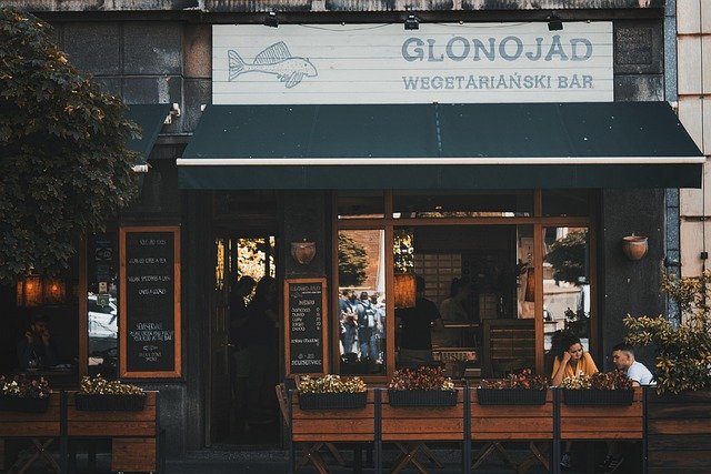 Glasgow 2-Day Itinerary: West End, Free Museums & Cafés Guide